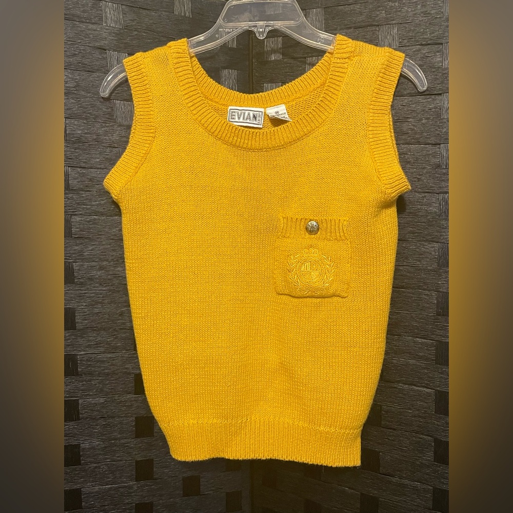 Evian LTD Womens Pullover Sweater Vest Medium Gold Ribbed Vintage 80's rare